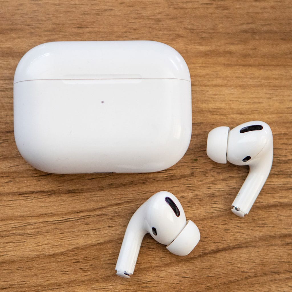 How to Connect Airpods to Chromebook